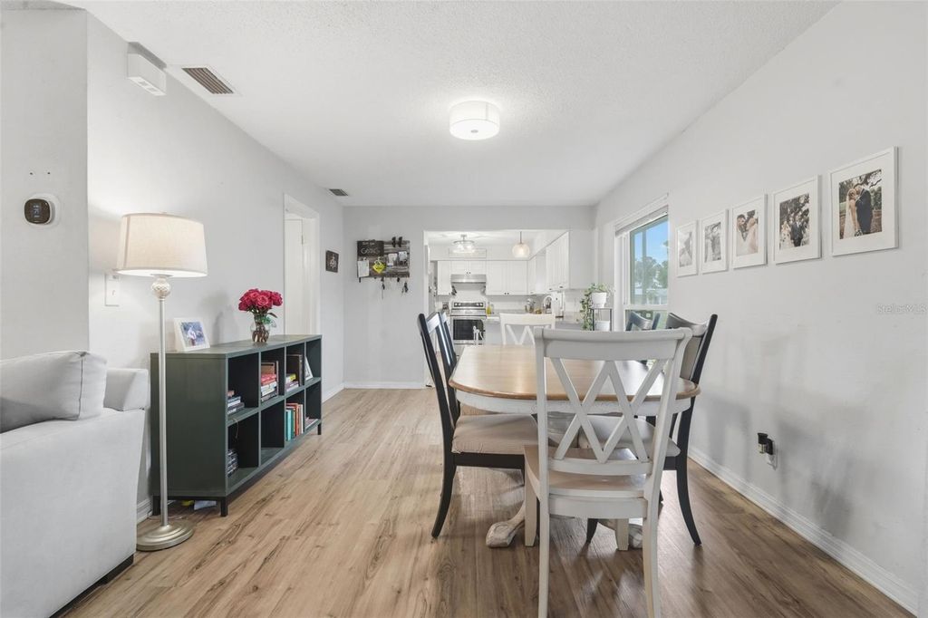 Image 18 of property listing at 184 QUAIL ROOST STREET, Deltona, FL 32725