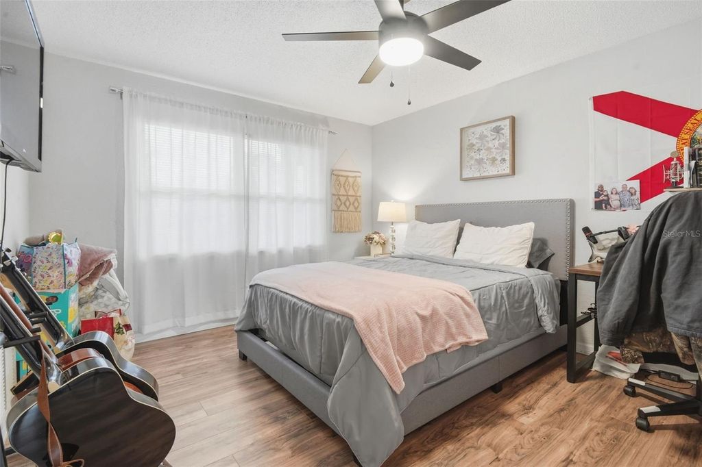 Image 23 of property listing at 184 QUAIL ROOST STREET, Deltona, FL 32725