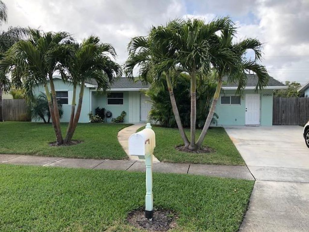 18966 SE Southgate Drive, Jupiter, FL 33469