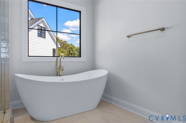 8901 Burkhart Dr, Henrico, VA 23229