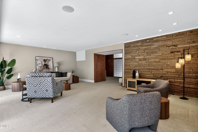 901 Westwood Drive, Raleigh, NC 27607