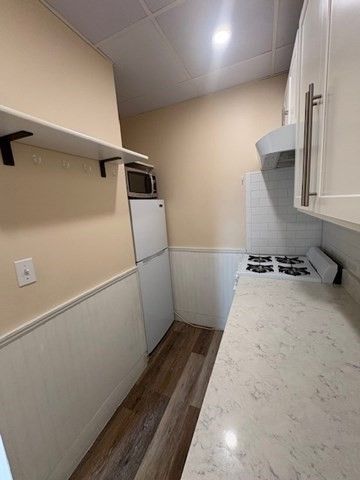 20 Coral Avenue 7, Winthrop, MA 02152