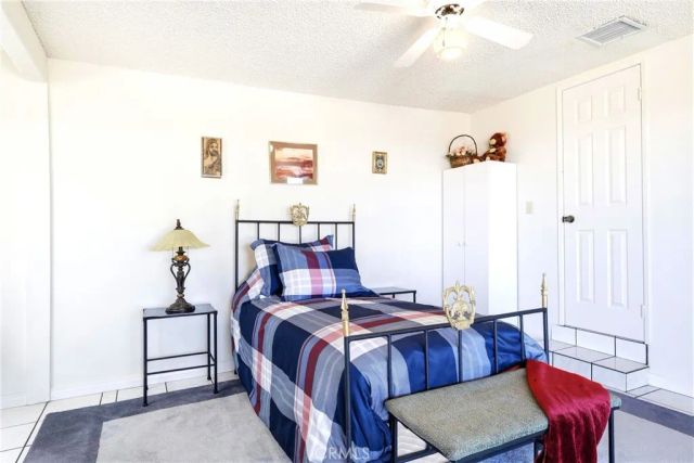 25274 Skyline, Apple Valley, CA 92308
