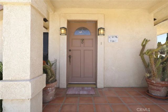 25274 Skyline, Apple Valley, CA 92308