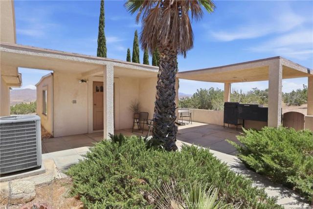 25274 Skyline, Apple Valley, CA 92308