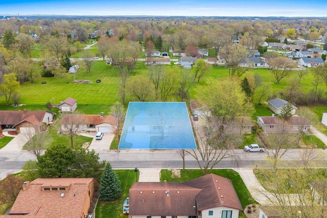 205 FAIRWAY STREET, Combined Locks, WI 54113