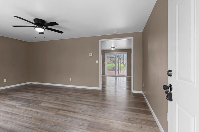 205 FAIRWAY STREET, Combined Locks, WI 54113