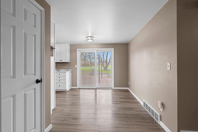 205 FAIRWAY STREET, Combined Locks, WI 54113