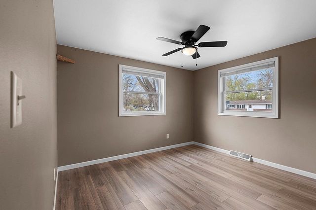 205 FAIRWAY STREET, Combined Locks, WI 54113