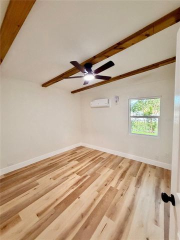 7117 15TH STREET N, St Petersburg, FL 33702