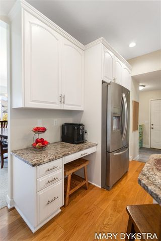 145 Bay Meadows Drive, Holland, MI 49424