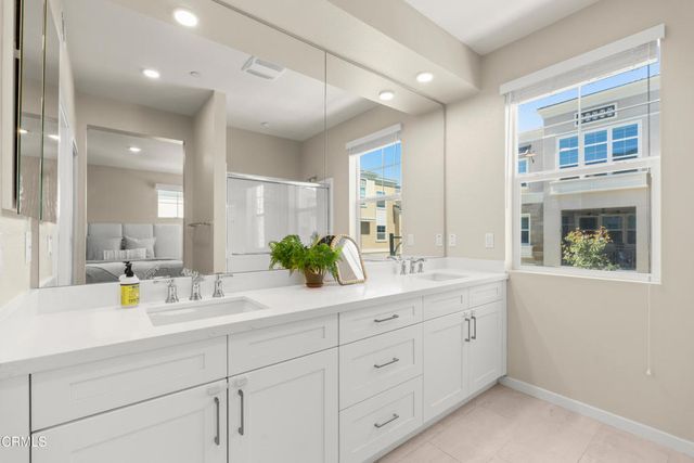 749 Winchester Drive, Oxnard, CA 93030