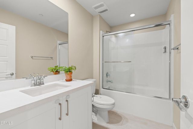 749 Winchester Drive, Oxnard, CA 93030