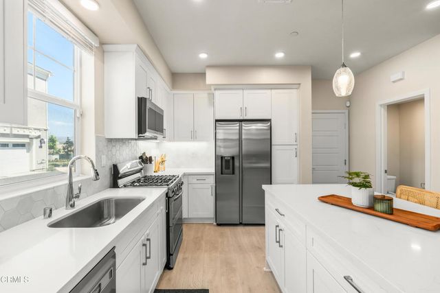 749 Winchester Drive, Oxnard, CA 93030