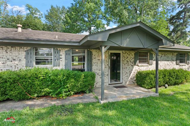 711 Comer, Carthage, TX 75633