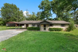 711 Comer, Carthage, TX 75633