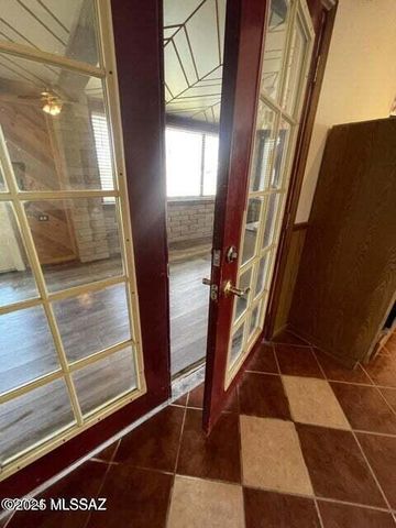 1094 N Pomerene Road, Benson, AZ 85602