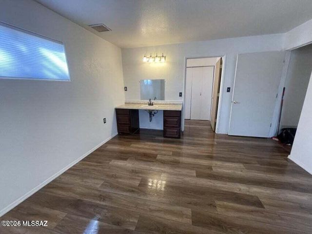 1094 N Pomerene Road, Benson, AZ 85602