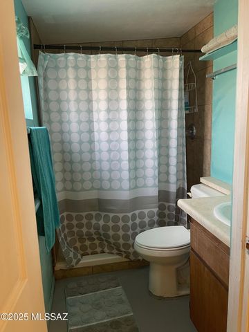 1094 N Pomerene Road, Benson, AZ 85602