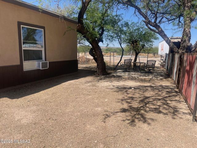 1094 N Pomerene Road, Benson, AZ 85602