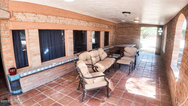 1094 N Pomerene Road, Benson, AZ 85602