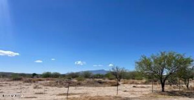 1094 N Pomerene Road, Benson, AZ 85602