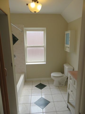 6957 W Fletcher Street, Chicago, IL 60634