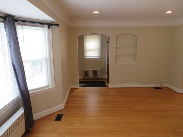 6957 W Fletcher Street, Chicago, IL 60634