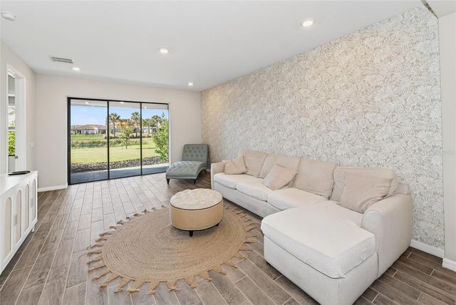 10109 MILKY WAY CIRCLE, Sarasota, FL 34241