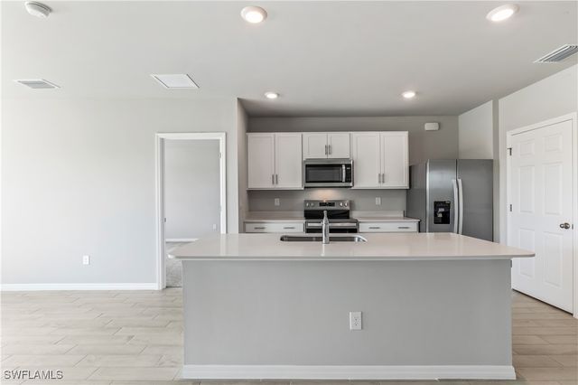 10321 BLOOMING BLOSSOM CT, Fort Myers, FL 33905