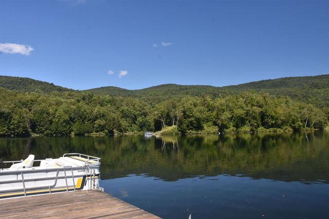 195 Meadow Lane, Woodbury, VT 05681