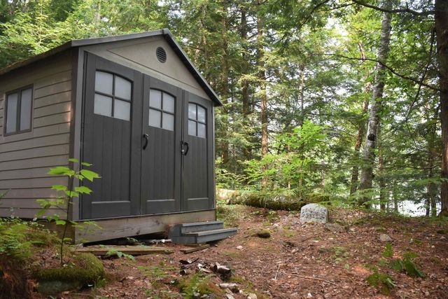 195 Meadow Lane, Woodbury, VT 05681