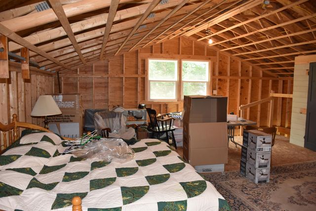 195 Meadow Lane, Woodbury, VT 05681
