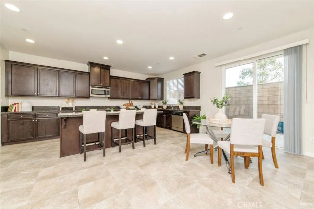 7114 Beckett Field, Eastvale, CA 92880