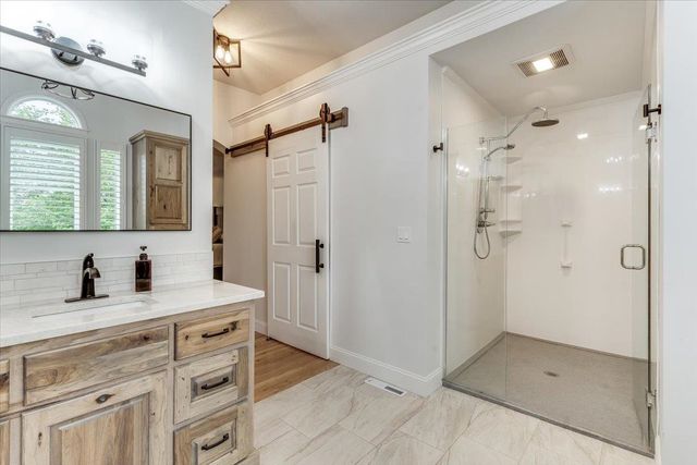 8509 W Northridge St, Wichita, KS 67205