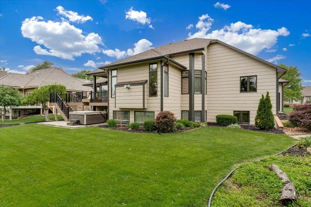 8509 W Northridge St, Wichita, KS 67205