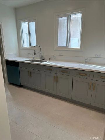 8522 S Alcott Street, Los Angeles, CA 90035