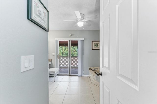 6101 34TH STREET W 11G, Bradenton, FL 34210