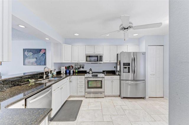 6101 34TH STREET W 11G, Bradenton, FL 34210