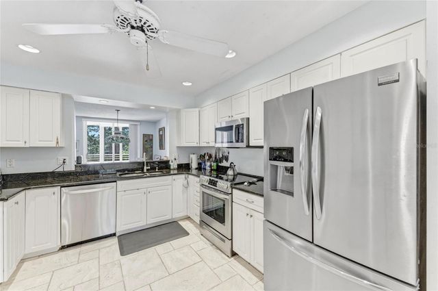 6101 34TH STREET W 11G, Bradenton, FL 34210