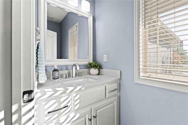 1214 High Ridge Court, Raymore, MO 64083