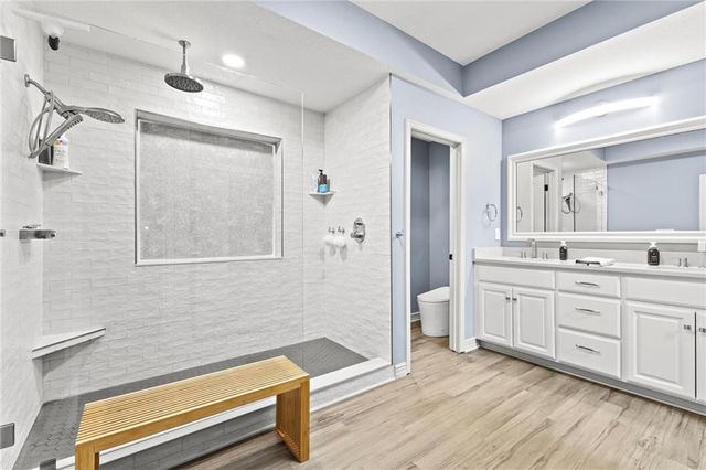 1214 High Ridge Court, Raymore, MO 64083