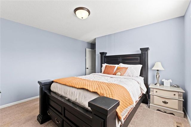 1214 High Ridge Court, Raymore, MO 64083