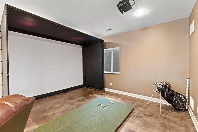 1214 High Ridge Court, Raymore, MO 64083