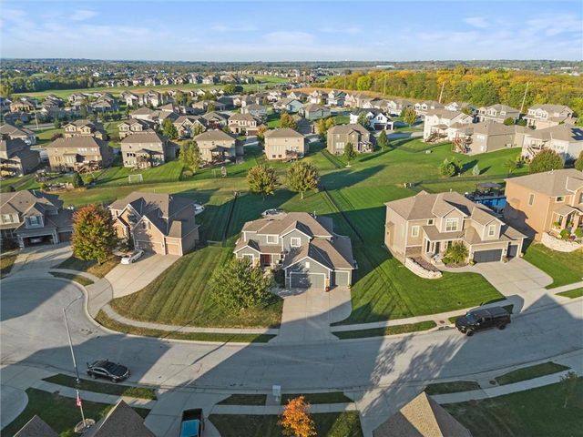 1214 High Ridge Court, Raymore, MO 64083