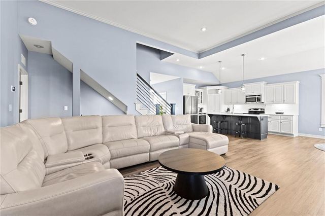 1214 High Ridge Court, Raymore, MO 64083