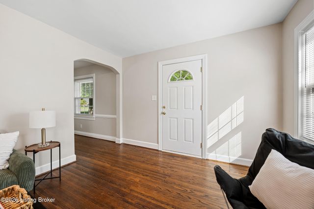 5605 Morrison Ave, Louisville, KY 40214