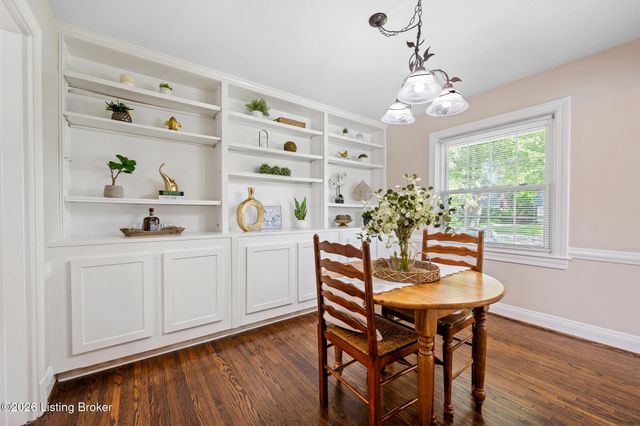 5605 Morrison Ave, Louisville, KY 40214