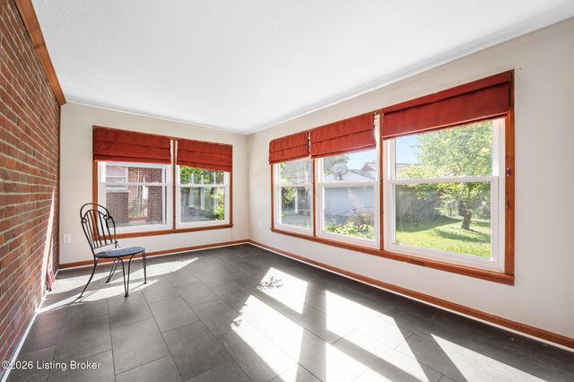 5605 Morrison Ave, Louisville, KY 40214