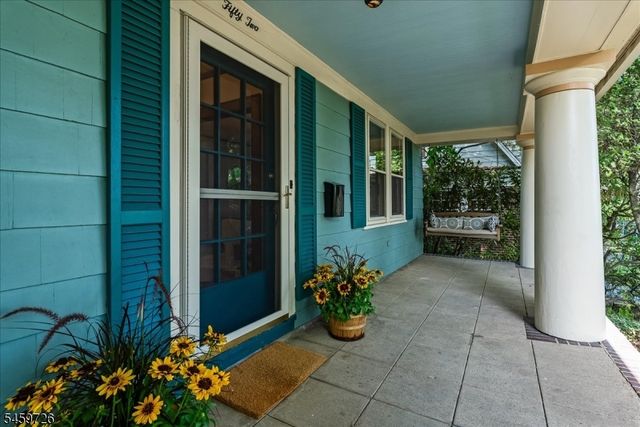 52 Warfield St, Montclair Twp., NJ 07043